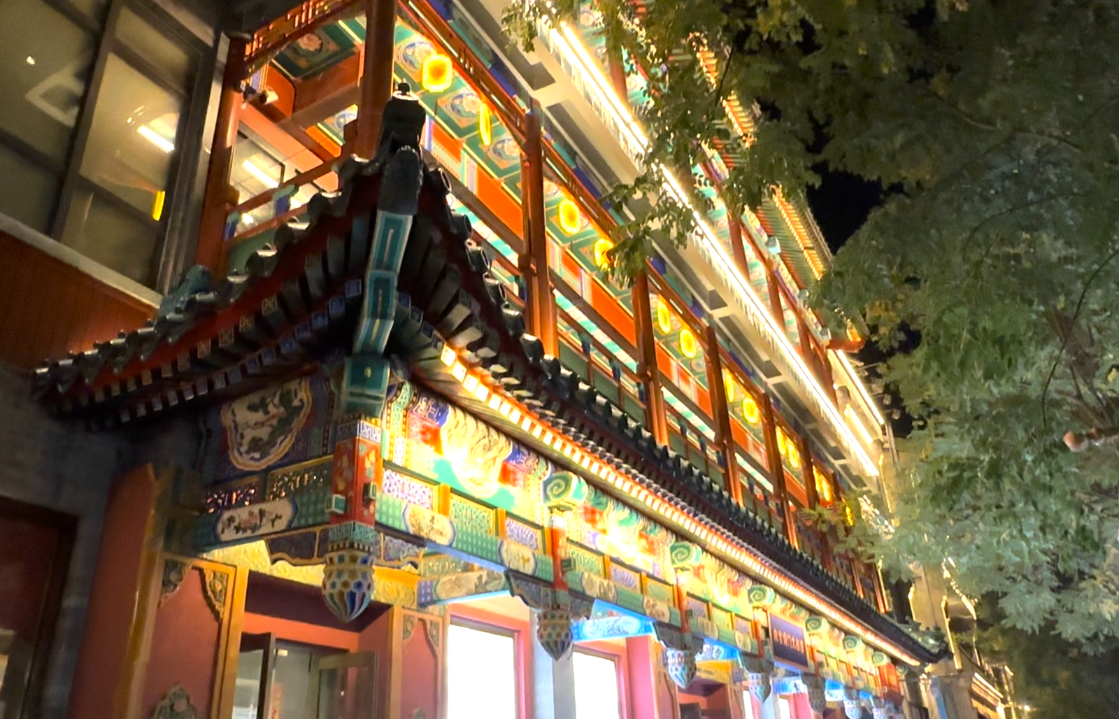🏮 Travel Tip in Beijing Capital: Which of the Three Iconic Ancient Commercial Streets Should You Visit First?