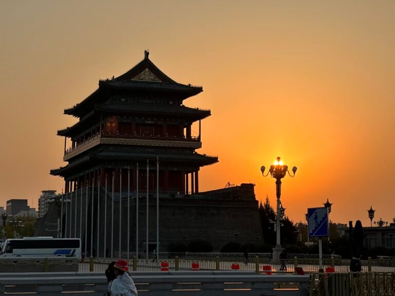 Waking Up for the Red Dawn: Experiencing the Tiananmen Flag Ceremony